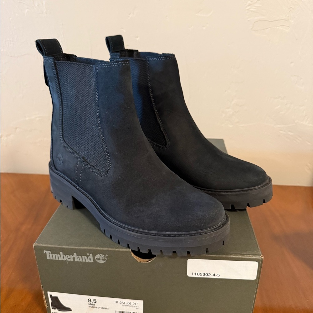 Timberland black suede Chelsea boots size 8.5